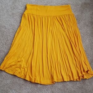 Loft brand mid length yellow skirt